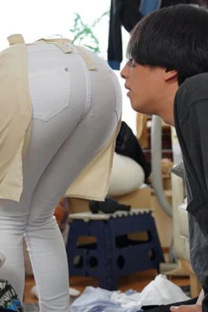 Đụ cô giúp việc mông to gợi cảm