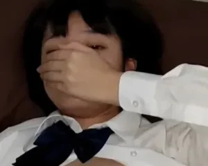 Địt nữ sinh mới lớn non tơ nước nôi lênh láng